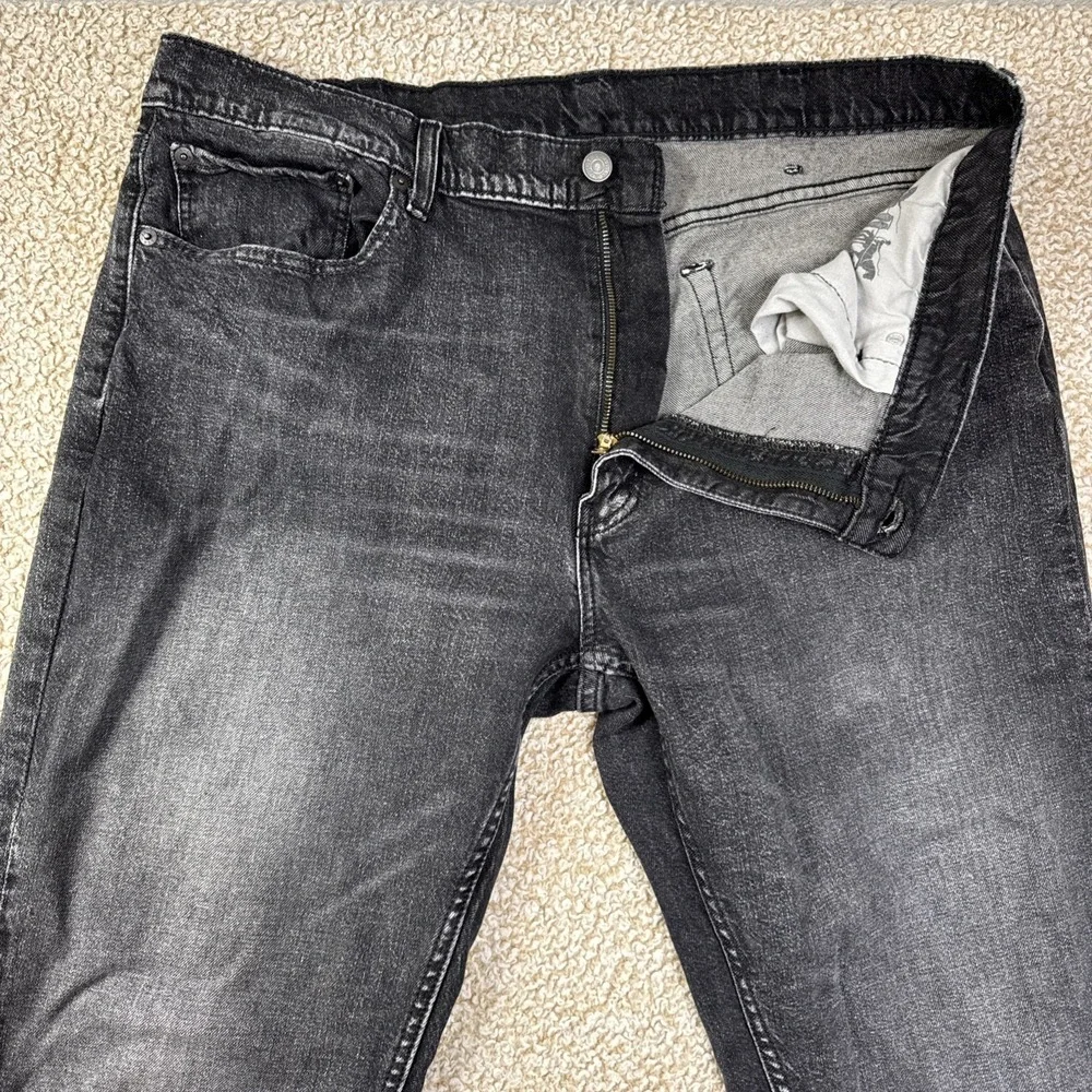 Levis 559 Relaxed Fit Straight Leg Men's Size 40X32 Black Denim Jeans Stretch